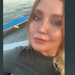 Дарена Попова