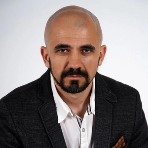 Денис Иванцов